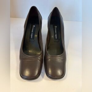 Etienne Aigner brown leather pumps heels size 8